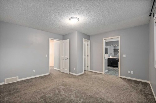 5 Copperpond Link Se, Calgary, AB 