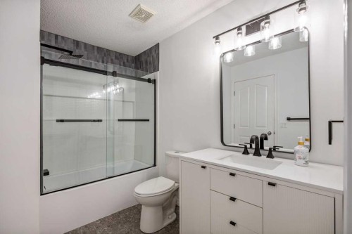 5 Copperpond Link Se, Calgary, AB 
