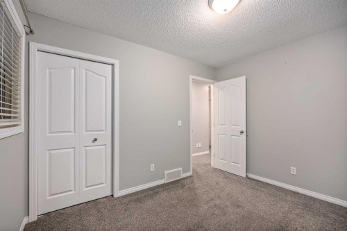 5 Copperpond Link Se, Calgary, AB 