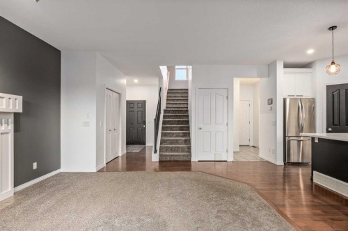 5 Copperpond Link Se, Calgary, AB 