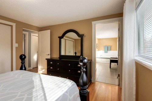 10723 Maplebend Drive Se, Calgary, AB 