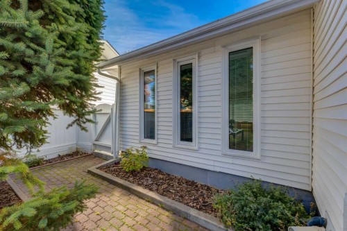10723 Maplebend Drive Se, Calgary, AB 