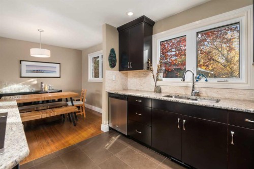 4207 5 Avenue Sw, Calgary, AB 