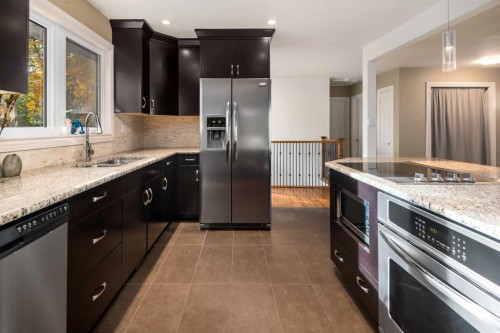 4207 5 Avenue Sw, Calgary, AB 