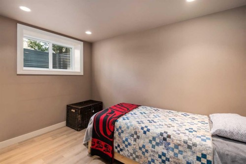 4207 5 Avenue Sw, Calgary, AB 