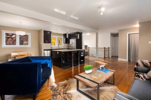 4207 5 Avenue Sw, Calgary, AB 
