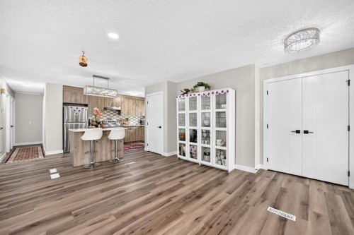 135 Whiteview Close Ne, Calgary, AB 