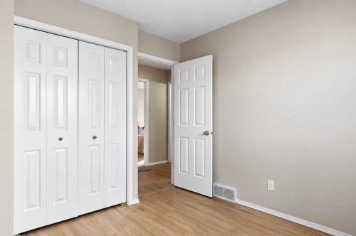 34 Applestone Park Se, Calgary, AB 