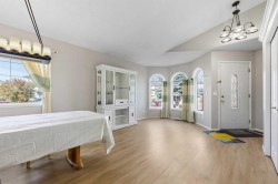34 Applestone Park SE Calgary, AB T2A 7W2