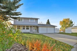 161 Braniff Crescent SW Calgary, AB T2W 2M3