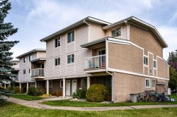 24-3015 51 Street SW Calgary, AB T3E 6N5