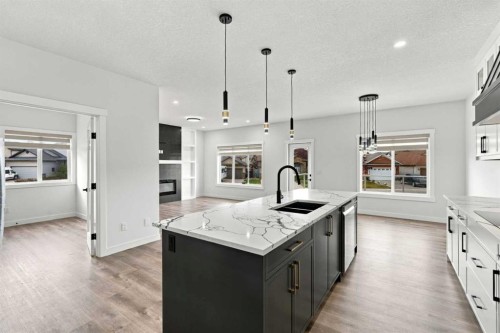 67 Lakes Estates Circle, Strathmore, AB 