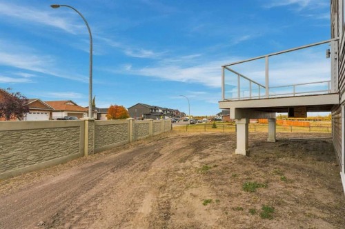 67 Lakes Estates Circle, Strathmore, AB 