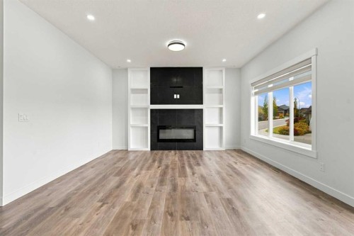 67 Lakes Estates Circle, Strathmore, AB 