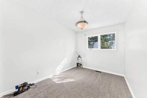 6803 Dalmeny Gate Nw, Calgary, AB 