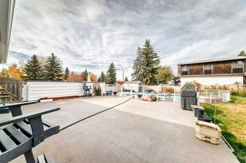 6803 Dalmeny Gate Nw, Calgary, AB 