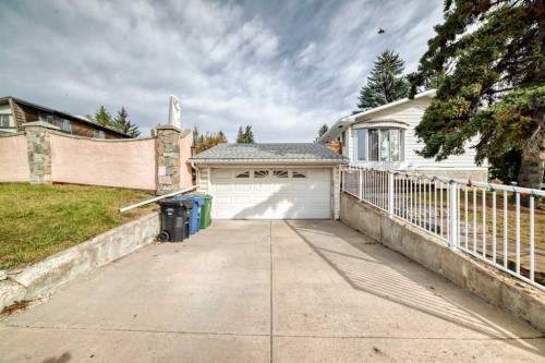 6803 Dalmeny Gate Nw, Calgary, AB 