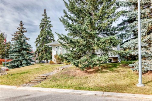 6803 Dalmeny Gate Nw, Calgary, AB 