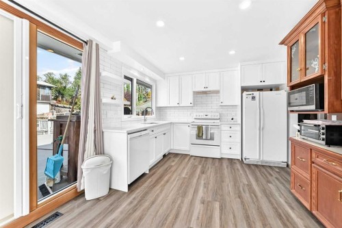 6803 Dalmeny Gate Nw, Calgary, AB 