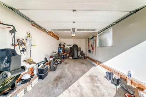 52 Cedargrove Road Sw, Calgary, AB 