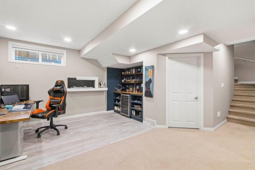 1621 Strathcona Drive Sw, Calgary, AB 
