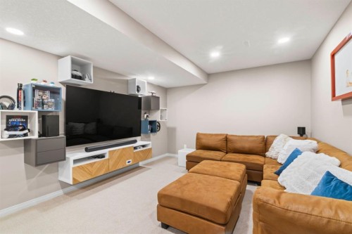 1621 Strathcona Drive Sw, Calgary, AB 