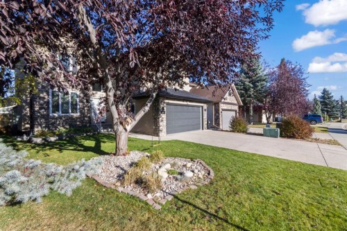 1621 Strathcona Drive Sw, Calgary, AB 