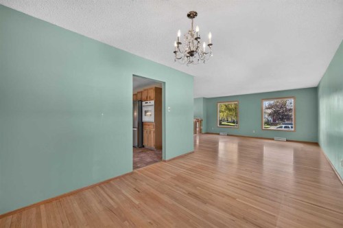 637 Willowburn Crescent Se, Calgary, AB 