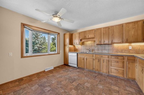 637 Willowburn Crescent Se, Calgary, AB 