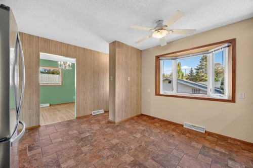 637 Willowburn Crescent Se, Calgary, AB 
