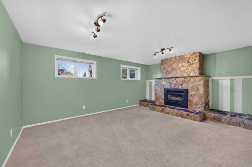 637 Willowburn Crescent Se, Calgary, AB 