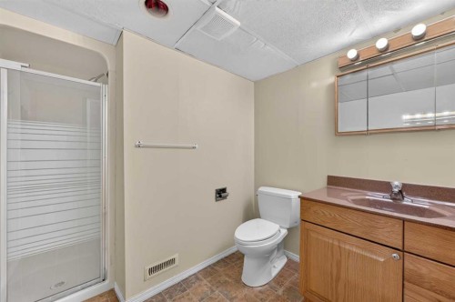 637 Willowburn Crescent Se, Calgary, AB 