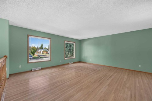 637 Willowburn Crescent Se, Calgary, AB 