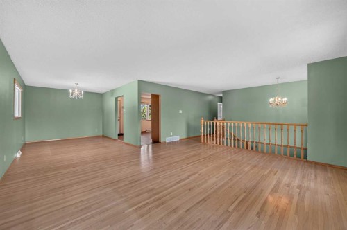 637 Willowburn Crescent Se, Calgary, AB 