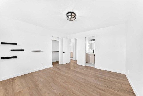 856 Rundlecairn Way Ne, Calgary, AB 