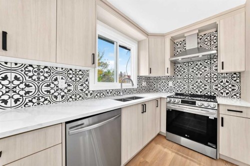 856 Rundlecairn Way Ne, Calgary, AB 