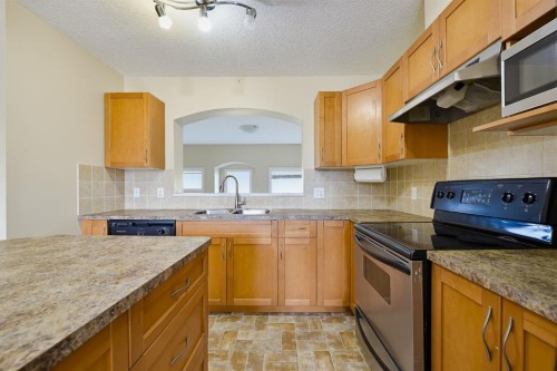 16 Eversyde Park Sw, Calgary, AB 