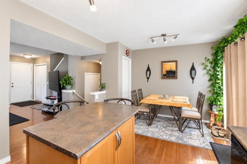 29 Elgin Mews Se, Calgary, AB 