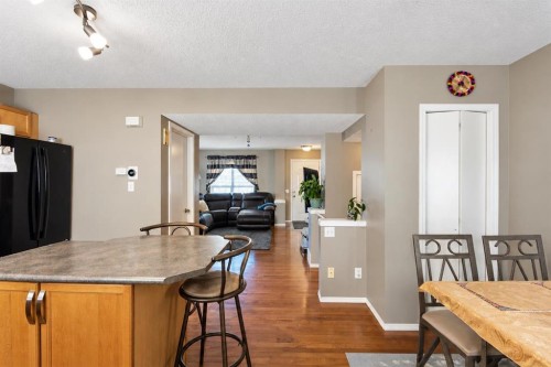 29 Elgin Mews Se, Calgary, AB 