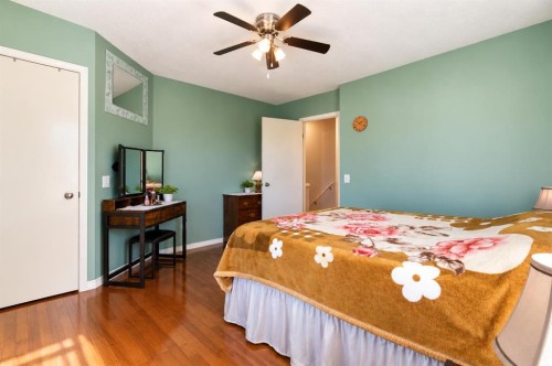 29 Elgin Mews Se, Calgary, AB 
