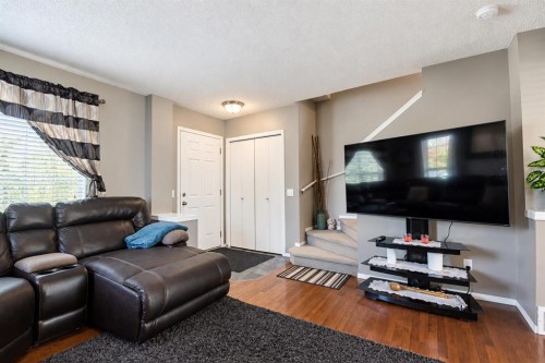 29 Elgin Mews Se, Calgary, AB 
