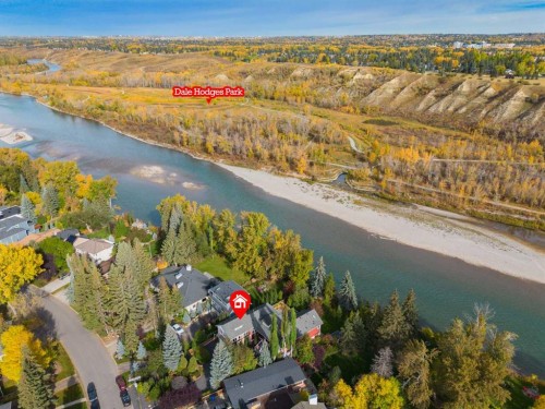 5960 Bow Crescent Nw, Calgary, AB 