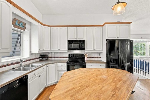 71 Hawkhill Way Nw, Calgary, AB 