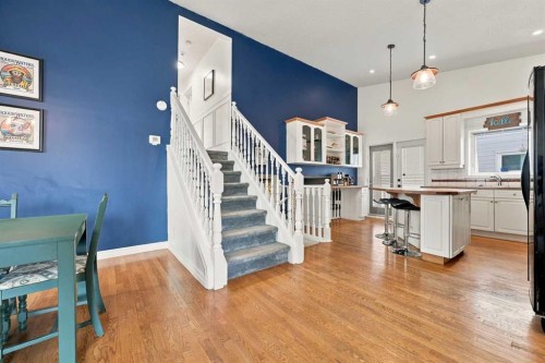 71 Hawkhill Way Nw, Calgary, AB 