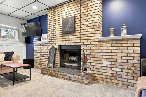 71 Hawkhill Way Nw, Calgary, AB 