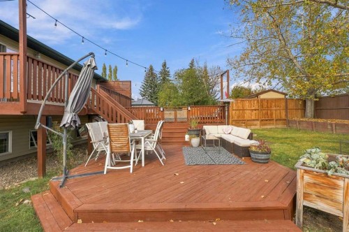 71 Hawkhill Way Nw, Calgary, AB 