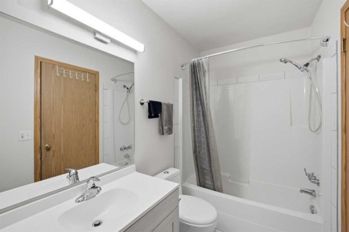 37 Appleside Close Se, Calgary, AB 