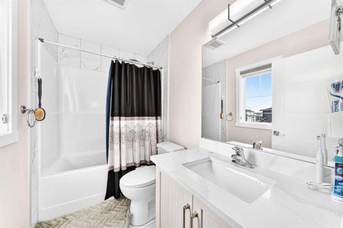 260 Corner Meadows Manor Ne, Calgary, AB 