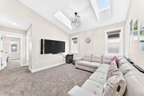 260 Corner Meadows Manor Ne, Calgary, AB 