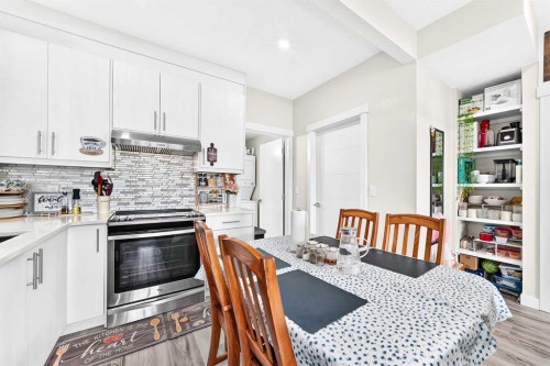 260 Corner Meadows Manor Ne, Calgary, AB 